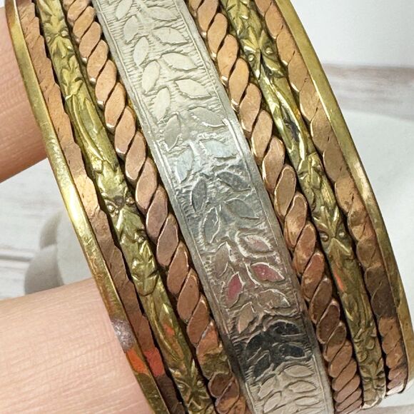 Artisan Chunky Wide Gold Silver Brass Textured Stripes Leaf Bangle Bracelet - Picture 11 of 16
